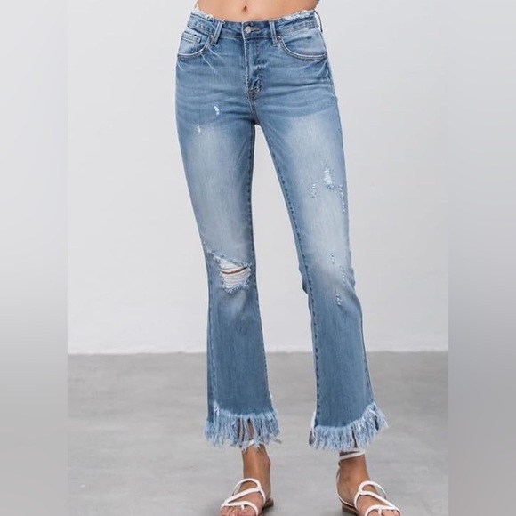 NWOT Zara Fringed Hem Distressed Jeans Women’s Size 4 - Picture 1 of 12